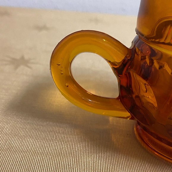 Vintage Indiana Glass Amber Kings Thumbprint Sugar and Creamer Set With Tray - Picture 7 of 13